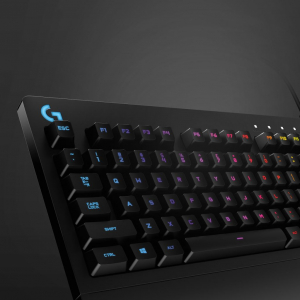 Logitech G213 Prodigy RGB Gaming US billentyűzet fekete (920-008093)